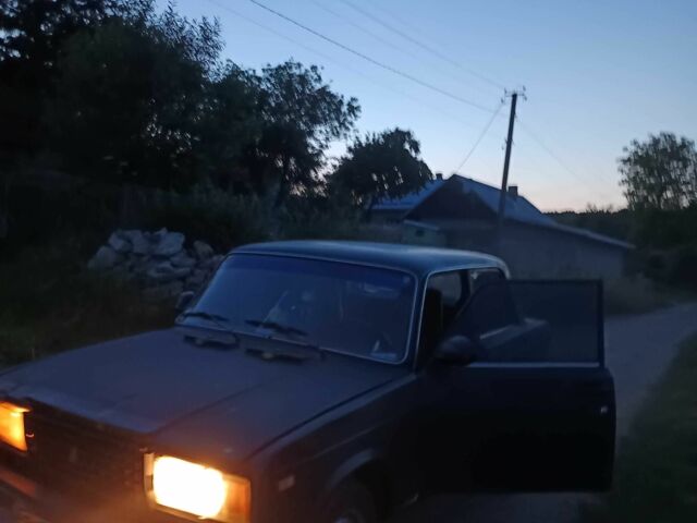 Зеленый ВАЗ 2107, объемом двигателя 0 л и пробегом 190 тыс. км за 286 $, фото 1 на Automoto.ua