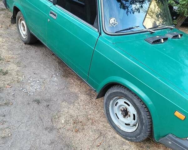 Зеленый ВАЗ 2107, объемом двигателя 1.5 л и пробегом 152 тыс. км за 1000 $, фото 3 на Automoto.ua