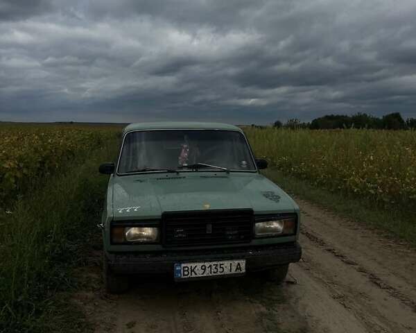 ВАЗ 2107 1989 в Ровно на Automoto.ua Зеленый ВАЗ 2107, объемом двигателя 1.5 л и пробегом 35 тыс. км за 1200 $, фото 5 на Automoto.ua