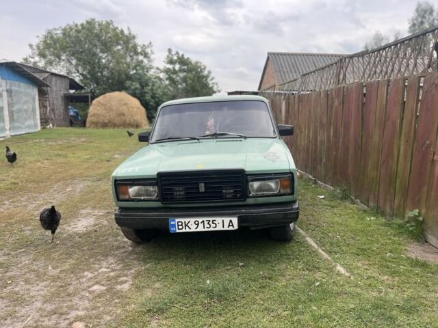 ВАЗ 2107 1989 в Ровно на Automoto.ua Зеленый ВАЗ 2107, объемом двигателя 1.5 л и пробегом 35 тыс. км за 1200 $, фото 5 на Automoto.ua