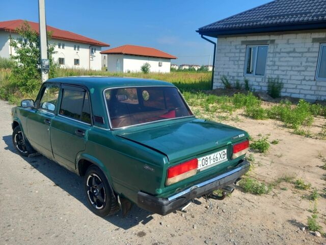 Зеленый ВАЗ 2107, объемом двигателя 1.5 л и пробегом 245 тыс. км за 360 $, фото 2 на Automoto.ua