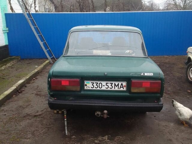 Зеленый ВАЗ 2107, объемом двигателя 1.5 л и пробегом 20 тыс. км за 378 $, фото 2 на Automoto.ua