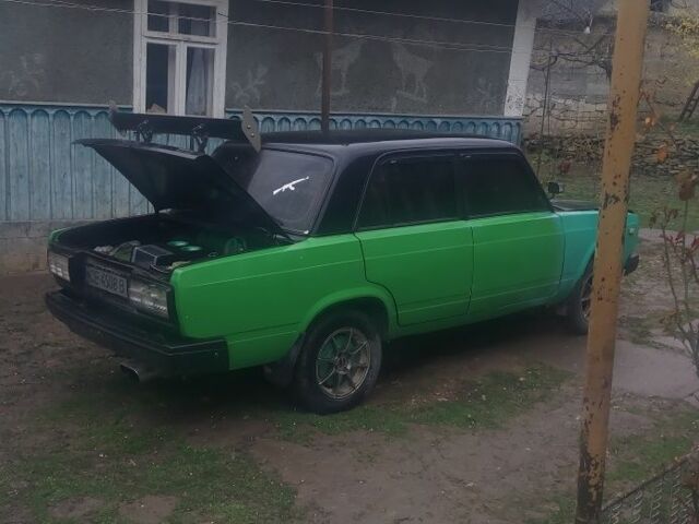 Зеленый ВАЗ 2107, объемом двигателя 1.5 л и пробегом 8 тыс. км за 2100 $, фото 22 на Automoto.ua