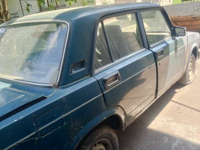 Зеленый ВАЗ 2107, объемом двигателя 0 л и пробегом 200 тыс. км за 350 $, фото 1 на Automoto.ua