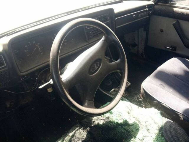 Зеленый ВАЗ 2107, объемом двигателя 0 л и пробегом 200 тыс. км за 350 $, фото 6 на Automoto.ua