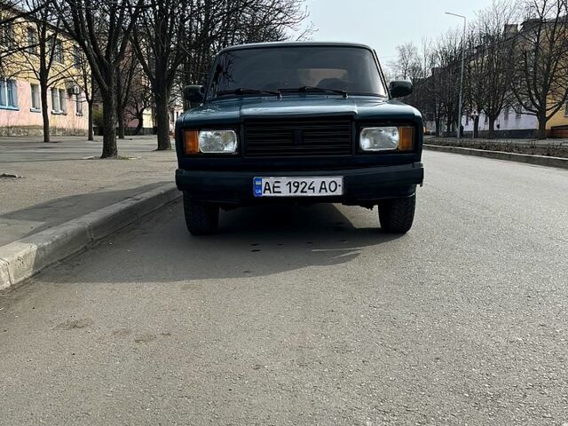 Зеленый ВАЗ 2107, объемом двигателя 15 л и пробегом 0 тыс. км за 920 $, фото 5 на Automoto.ua