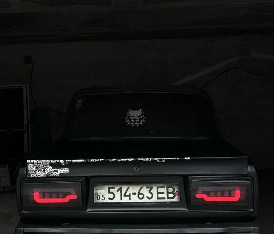 Зелений ВАЗ 2107, об'ємом двигуна 1.5 л та пробігом 130 тис. км за 946 $, фото 4 на Automoto.ua