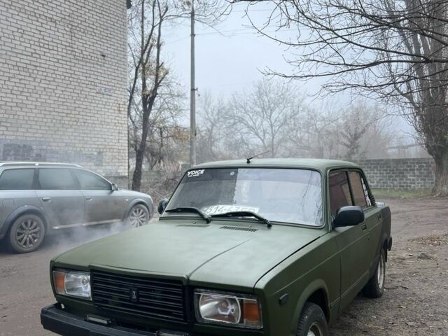 Зелений ВАЗ 2107, об'ємом двигуна 1.5 л та пробігом 130 тис. км за 946 $, фото 1 на Automoto.ua