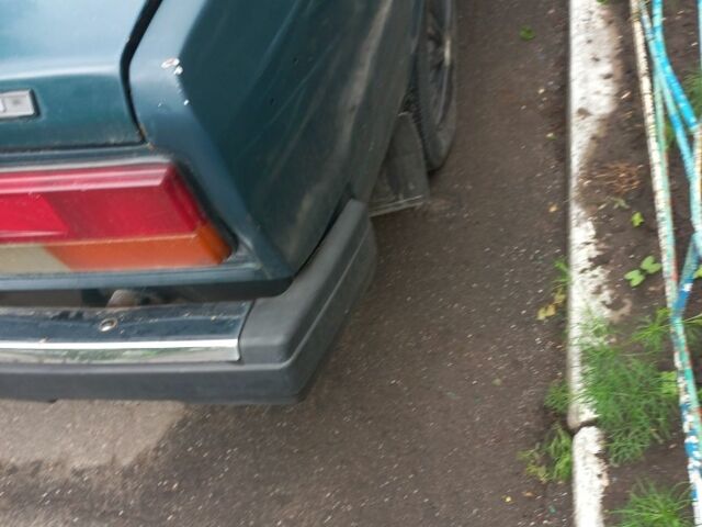 Зеленый ВАЗ 2107, объемом двигателя 1.3 л и пробегом 2 тыс. км за 947 $, фото 4 на Automoto.ua