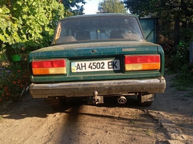 Зеленый ВАЗ 2107, объемом двигателя 1 л и пробегом 50 тыс. км за 607 $, фото 2 на Automoto.ua