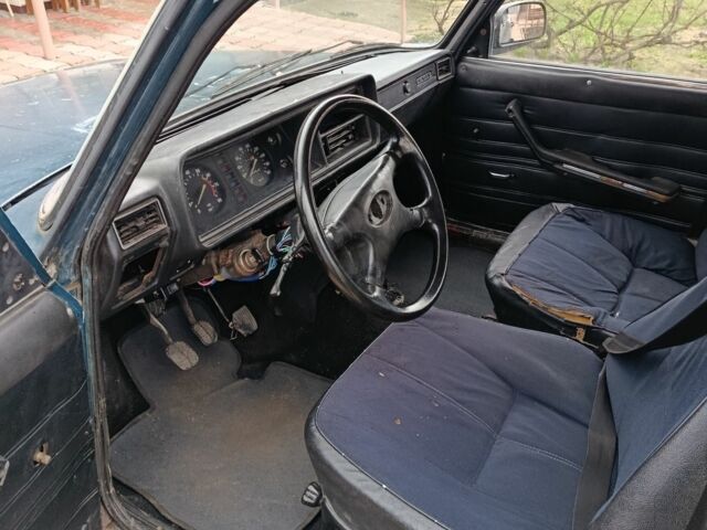 Зеленый ВАЗ 2107, объемом двигателя 0 л и пробегом 1000 тыс. км за 405 $, фото 2 на Automoto.ua