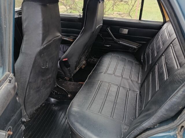 Зеленый ВАЗ 2107, объемом двигателя 0 л и пробегом 1000 тыс. км за 405 $, фото 3 на Automoto.ua