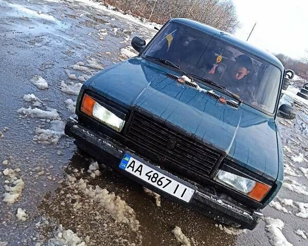 Зеленый ВАЗ 2107, объемом двигателя 1.5 л и пробегом 650 тыс. км за 1300 $, фото 5 на Automoto.ua