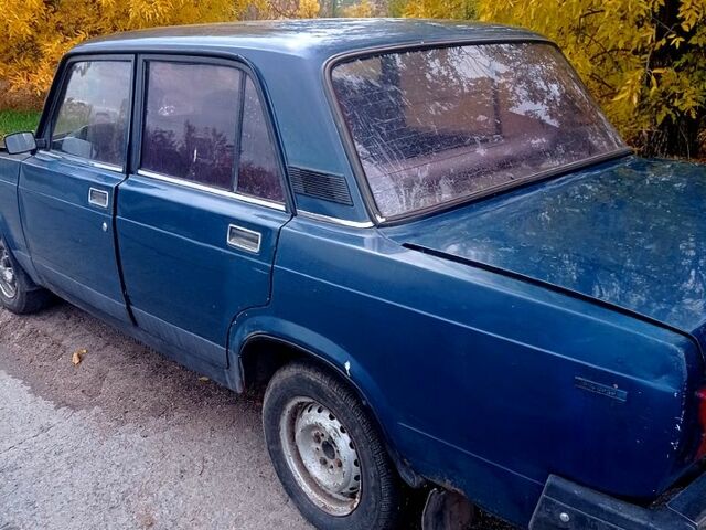 Зеленый ВАЗ 2107, объемом двигателя 1.6 л и пробегом 0 тыс. км за 500 $, фото 4 на Automoto.ua