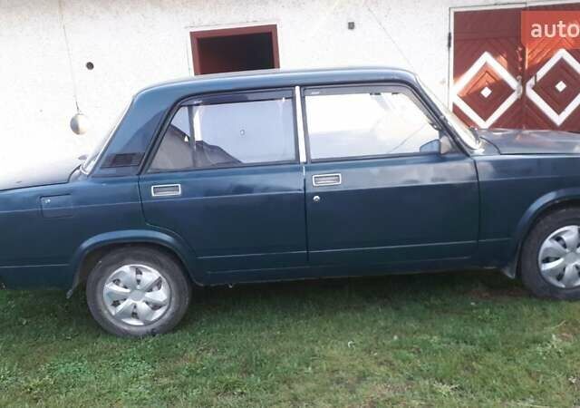 Зеленый ВАЗ 2107, объемом двигателя 1.5 л и пробегом 136 тыс. км за 1000 $, фото 1 на Automoto.ua