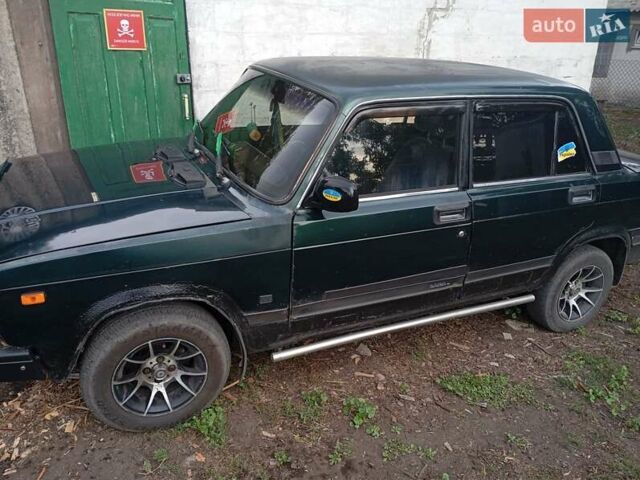 Зеленый ВАЗ 2107, объемом двигателя 1.5 л и пробегом 170 тыс. км за 900 $, фото 5 на Automoto.ua