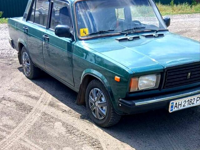 Зеленый ВАЗ 2107, объемом двигателя 1.5 л и пробегом 223 тыс. км за 1100 $, фото 1 на Automoto.ua