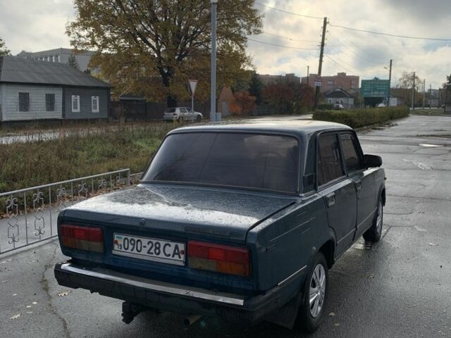 Зеленый ВАЗ 2107, объемом двигателя 1.5 л и пробегом 280 тыс. км за 850 $, фото 3 на Automoto.ua