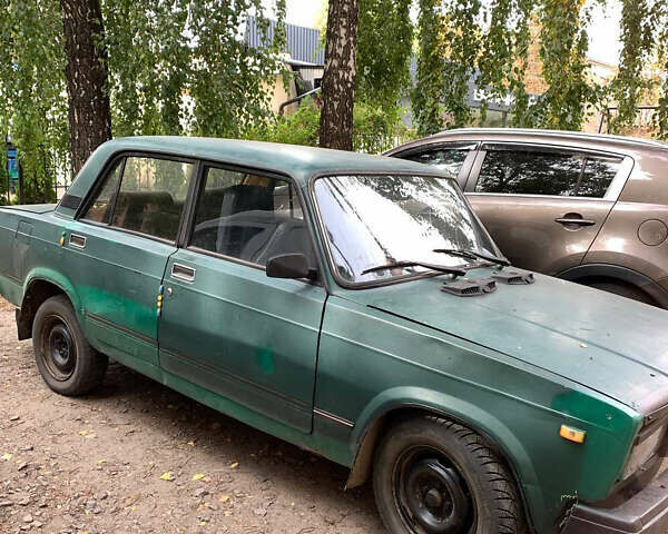 Зеленый ВАЗ 2107, объемом двигателя 1.4 л и пробегом 300 тыс. км за 451 $, фото 1 на Automoto.ua