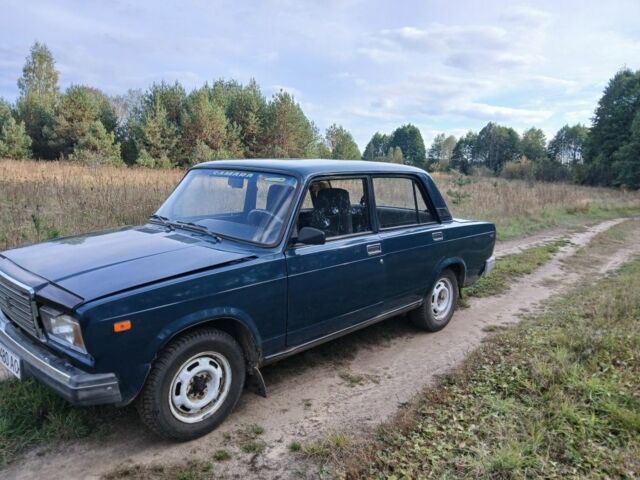 Зелений ВАЗ 2107, об'ємом двигуна 1.5 л та пробігом 84 тис. км за 971 $, фото 2 на Automoto.ua