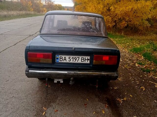 Зеленый ВАЗ 2107, объемом двигателя 1.6 л и пробегом 0 тыс. км за 500 $, фото 7 на Automoto.ua