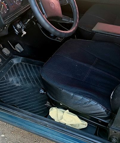 Зеленый ВАЗ 2107, объемом двигателя 1.5 л и пробегом 154 тыс. км за 1300 $, фото 8 на Automoto.ua