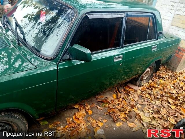 Зелений ВАЗ 2107, об'ємом двигуна 1.5 л та пробігом 213 тис. км за 500 $, фото 4 на Automoto.ua