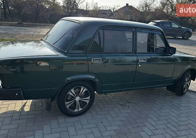 Зелений ВАЗ 2107, об'ємом двигуна 1.57 л та пробігом 80 тис. км за 1187 $, фото 5 на Automoto.ua