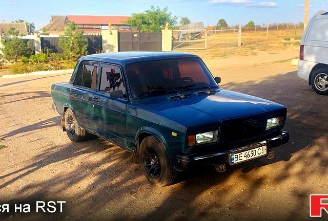 Зеленый ВАЗ 2107, объемом двигателя 1.5 л и пробегом 154 тыс. км за 1300 $, фото 1 на Automoto.ua