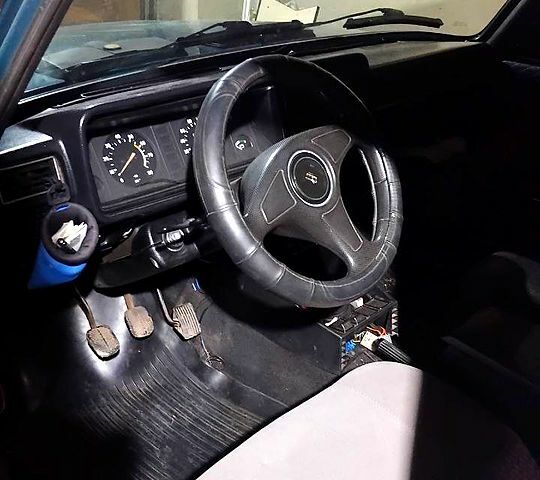 ВАЗ 2107 1997 в Каневе на Automoto.ua Зеленый ВАЗ 2107, объемом двигателя 1.5 л и пробегом 87 тыс. км за 710 $, фото 2 на Automoto.ua