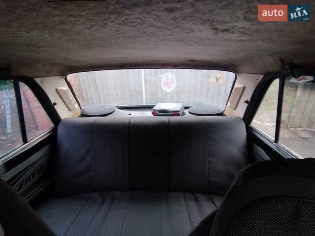 Зеленый ВАЗ 2107, объемом двигателя 1.45 л и пробегом 773 тыс. км за 590 $, фото 3 на Automoto.ua