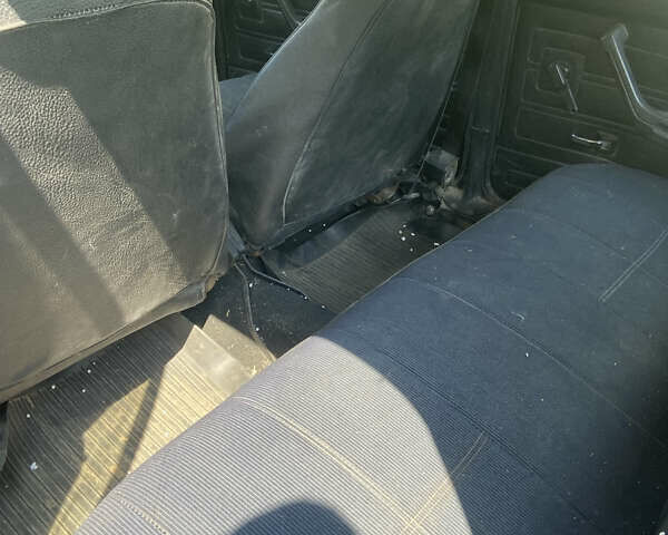 ВАЗ 2107 1998 в Вышгороде на Automoto.ua Зеленый ВАЗ 2107, объемом двигателя 1.45 л и пробегом 150 тыс. км за 1000 $, фото 5 на Automoto.ua