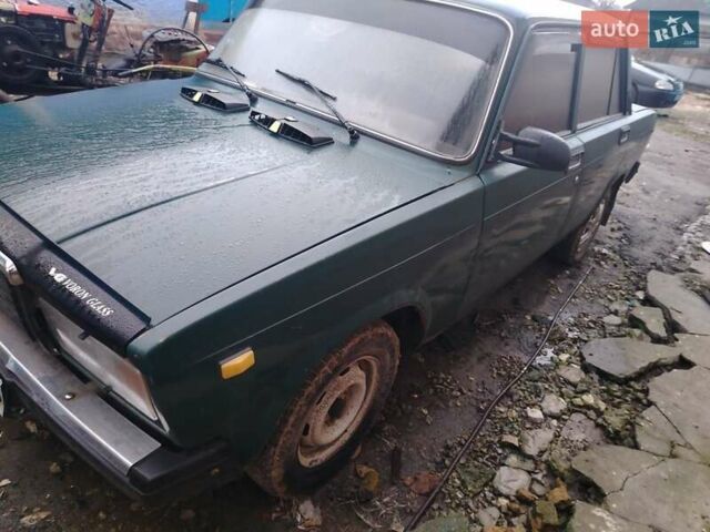 Зелений ВАЗ 2107, об'ємом двигуна 1.5 л та пробігом 100 тис. км за 500 $, фото 1 на Automoto.ua