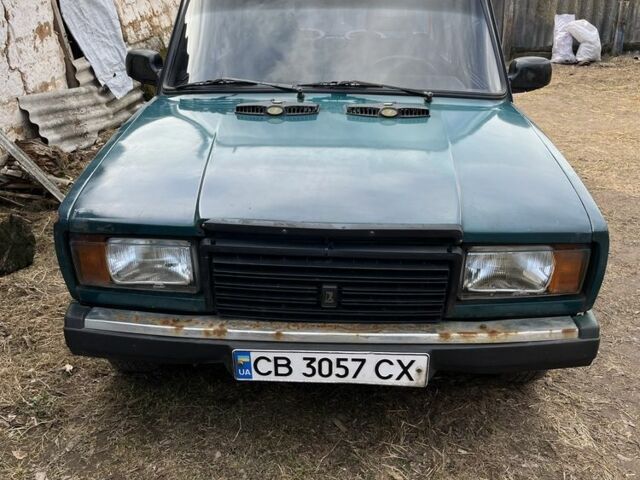 Зеленый ВАЗ 2107, объемом двигателя 1.6 л и пробегом 3 тыс. км за 600 $, фото 1 на Automoto.ua
