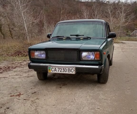Зеленый ВАЗ 2107, объемом двигателя 1.5 л и пробегом 89 тыс. км за 714 $, фото 12 на Automoto.ua