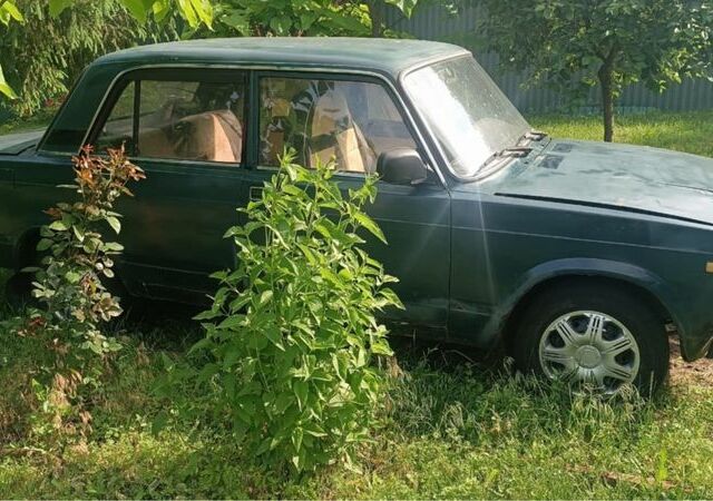 Зелений ВАЗ 2107, об'ємом двигуна 1.6 л та пробігом 10 тис. км за 385 $, фото 4 на Automoto.ua