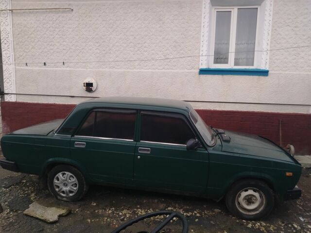 Зеленый ВАЗ 2107, объемом двигателя 1.5 л и пробегом 100 тыс. км за 500 $, фото 6 на Automoto.ua