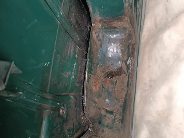 ВАЗ 2107 1998 в Славянске на Automoto.ua Зеленый ВАЗ 2107, объемом двигателя 1 л и пробегом 120 тыс. км за 1006 $, фото 11 на Automoto.ua