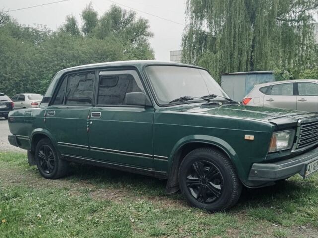 Зеленый ВАЗ 2107, объемом двигателя 1.5 л и пробегом 3 тыс. км за 1300 $, фото 3 на Automoto.ua