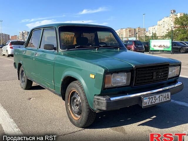 Зеленый ВАЗ 2107, объемом двигателя 1.3 л и пробегом 83 тыс. км за 850 $, фото 6 на Automoto.ua