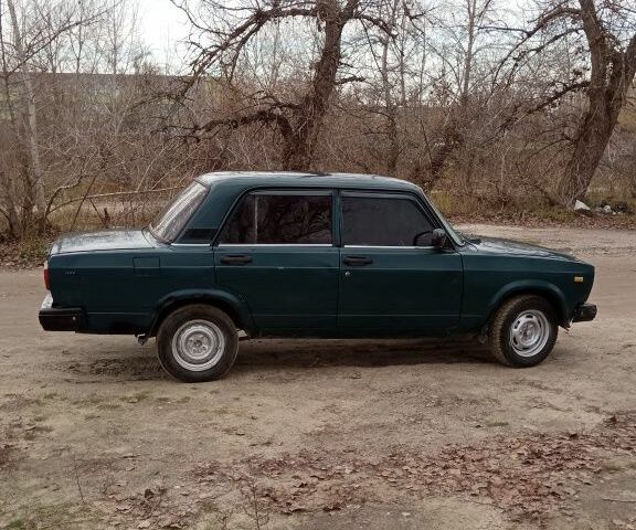 Зеленый ВАЗ 2107, объемом двигателя 1.5 л и пробегом 89 тыс. км за 714 $, фото 3 на Automoto.ua