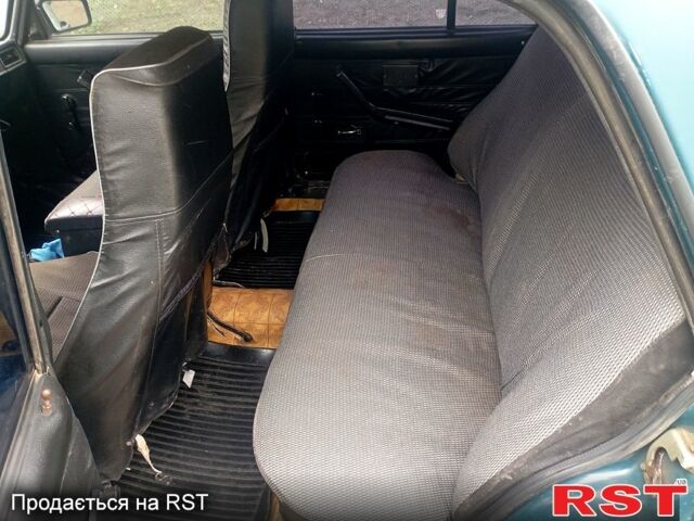 Зеленый ВАЗ 2107, объемом двигателя 1.6 л и пробегом 0 тыс. км за 1500 $, фото 4 на Automoto.ua