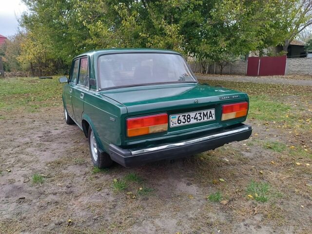 ВАЗ 2107 1998 в Славянске на Automoto.ua Зеленый ВАЗ 2107, объемом двигателя 1 л и пробегом 120 тыс. км за 1006 $, фото 5 на Automoto.ua