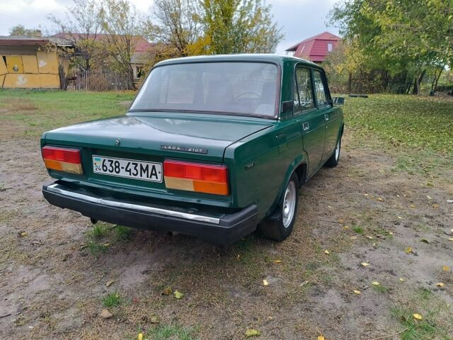 ВАЗ 2107 1998 в Славянске на Automoto.ua Зеленый ВАЗ 2107, объемом двигателя 1 л и пробегом 120 тыс. км за 1006 $, фото 2 на Automoto.ua