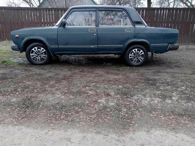 Зелений ВАЗ 2107, об'ємом двигуна 1.5 л та пробігом 551 тис. км за 750 $, фото 11 на Automoto.ua