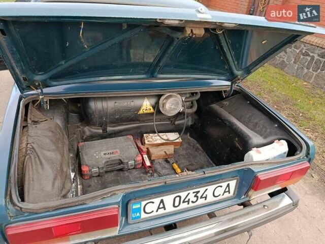 Зеленый ВАЗ 2107, объемом двигателя 1.45 л и пробегом 210 тыс. км за 900 $, фото 4 на Automoto.ua