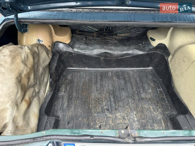 Зеленый ВАЗ 2107, объемом двигателя 1.5 л и пробегом 330 тыс. км за 1200 $, фото 7 на Automoto.ua