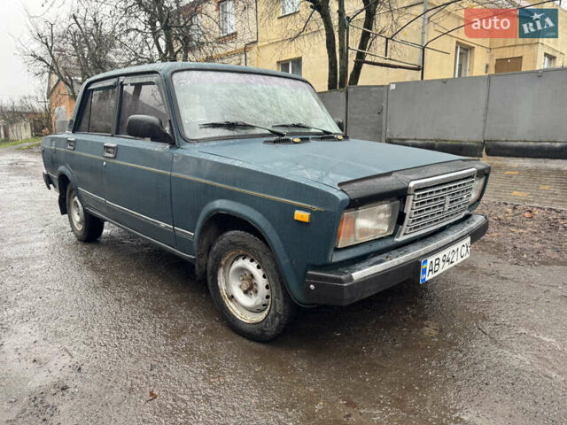 Зеленый ВАЗ 2107, объемом двигателя 1.5 л и пробегом 330 тыс. км за 1200 $, фото 2 на Automoto.ua