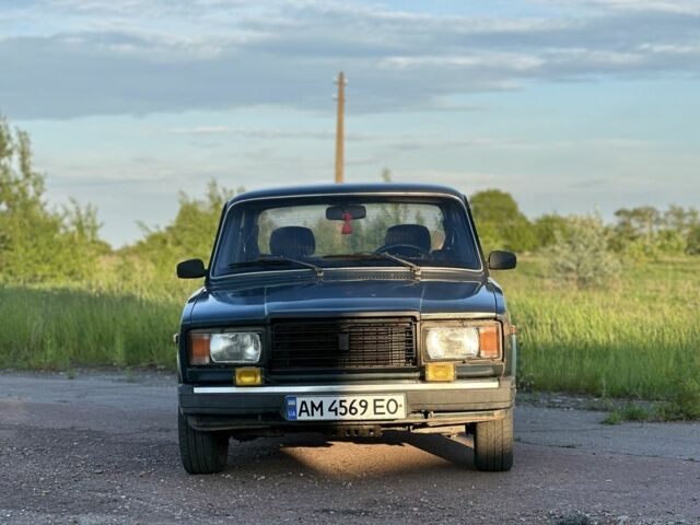 Зеленый ВАЗ 2107, объемом двигателя 1.5 л и пробегом 102 тыс. км за 550 $, фото 1 на Automoto.ua