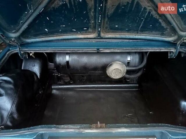 Зеленый ВАЗ 2107, объемом двигателя 1.5 л и пробегом 400 тыс. км за 1200 $, фото 4 на Automoto.ua